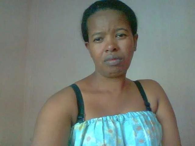 Offline Edwiga on BongaCams