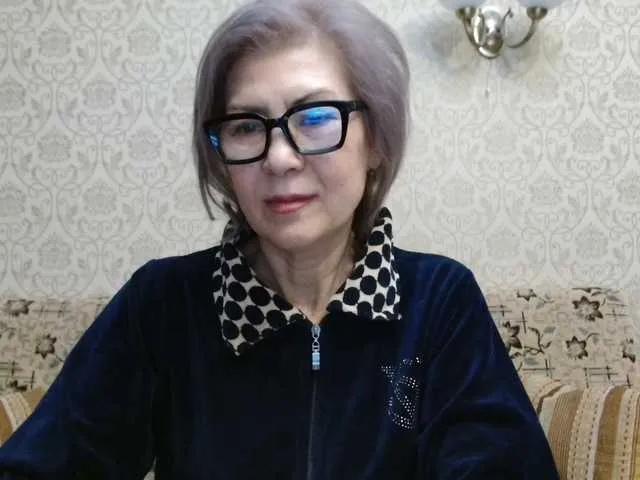 Offline Elegant00Lady on BongaCams