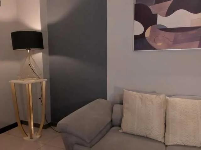 EllaClark on BongaCams 