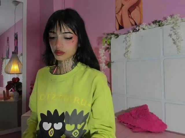 EllieStewart on BongaCams 