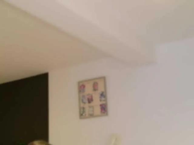 Offline EmilyxJames on BongaCams