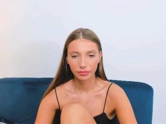 EmmaAngel on BongaCams 