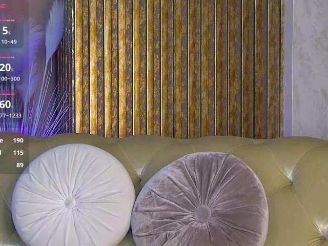 EmmaWills on BongaCams