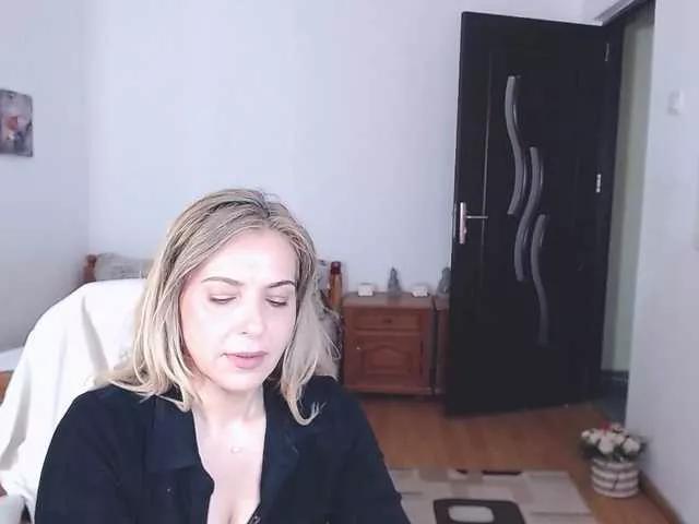 Evamaria2025 on BongaCams