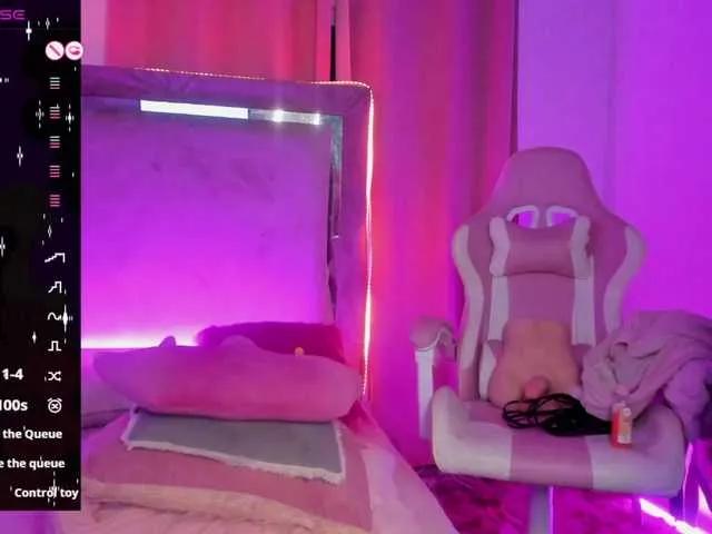 Evellyyn on BongaCams