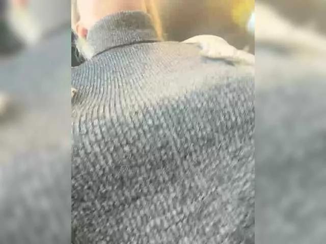 Offline Fiona2019 on BongaCams