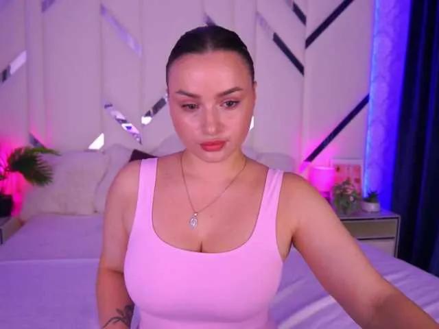 Offline FloraGreys on BongaCams