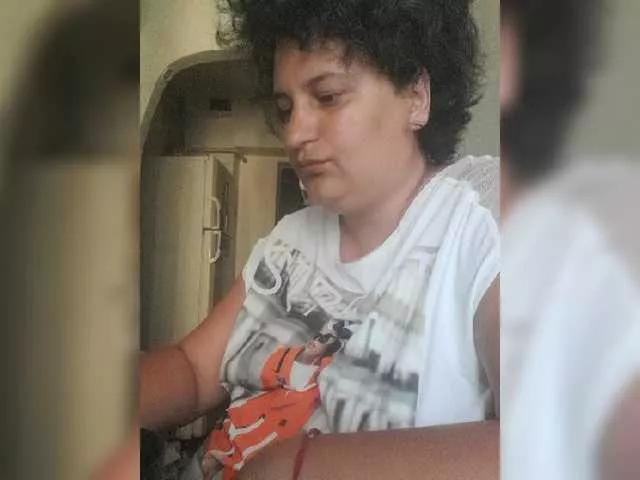 Offline FlowerLauren on BongaCams