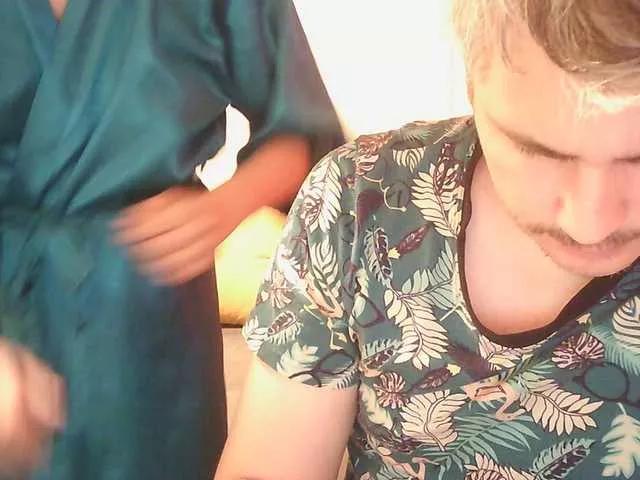 Offline FreDiamond on BongaCams