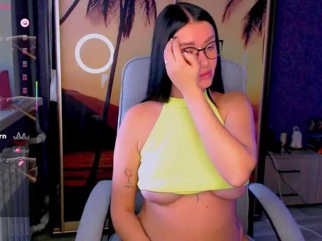 Offline goldenwitchx on BongaCams