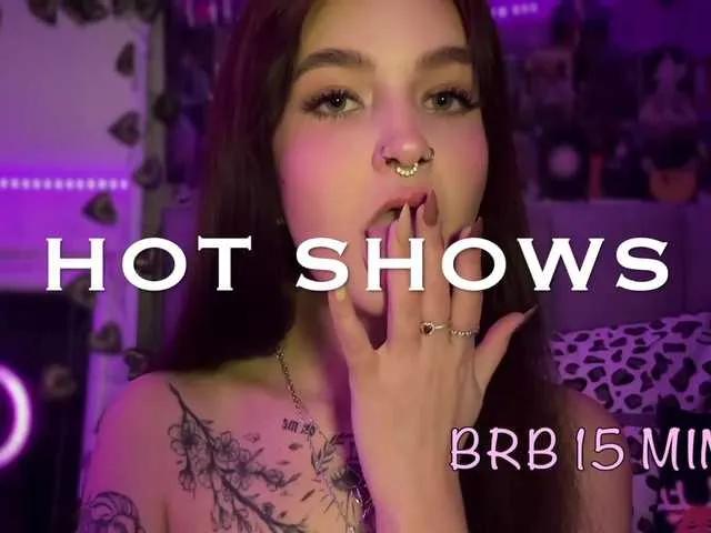 Freechat GoodyGirl on BongaCams