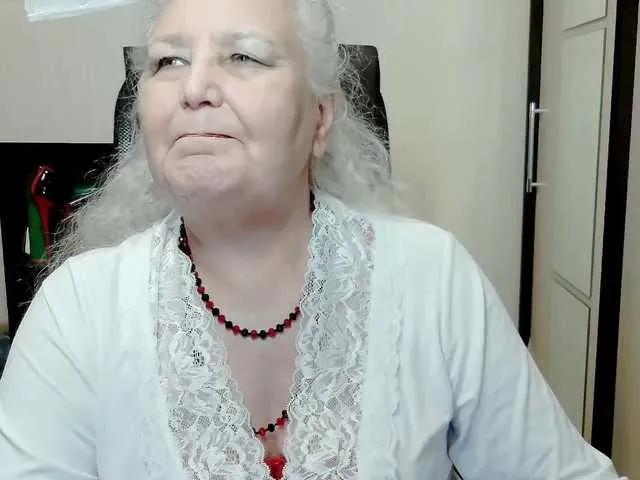 Offline grannywants on BongaCams