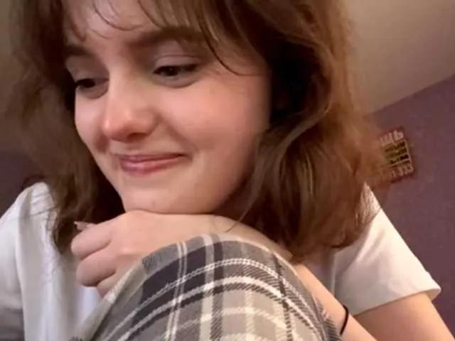 Offline HoaRomano on BongaCams