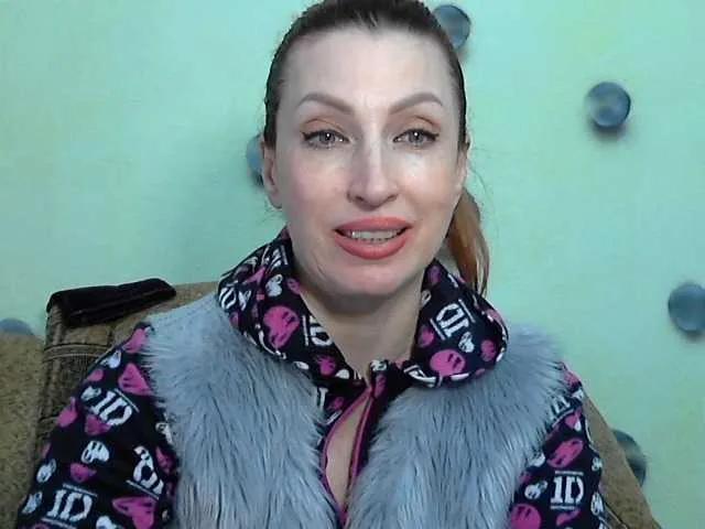 Offline Irinchi on BongaCams