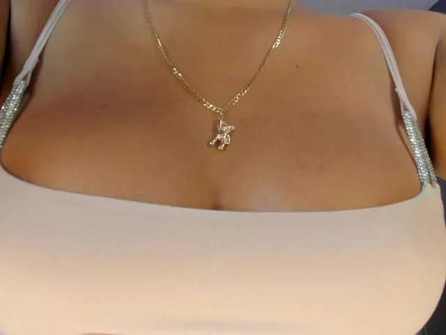 Offline JessicaWilliams on BongaCams