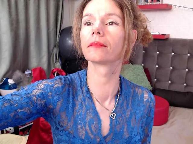 kellysurfing on BongaCams 