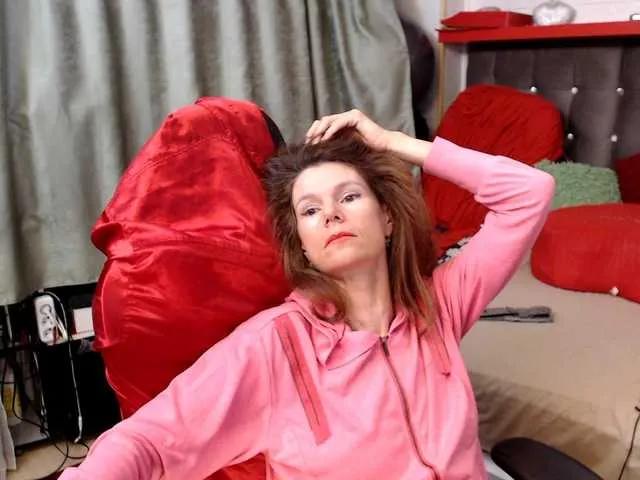 kellysurfing on BongaCams 