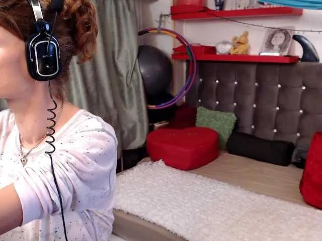 kellysurfing on BongaCams 