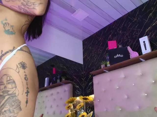 Offline KendallWods on BongaCams