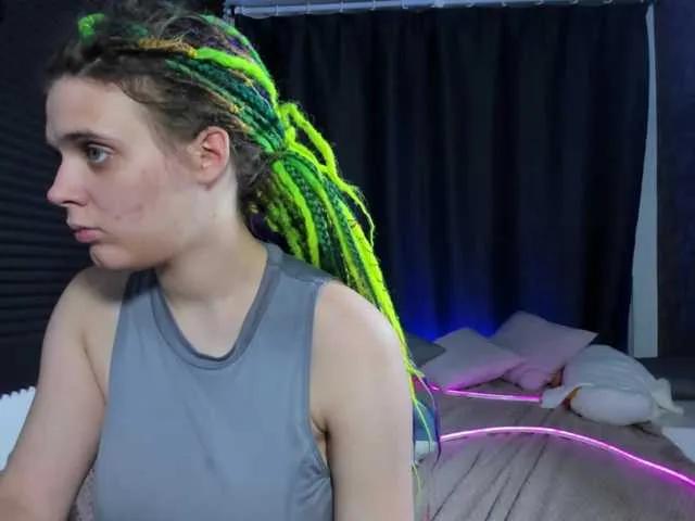 KIKIKrash on BongaCams