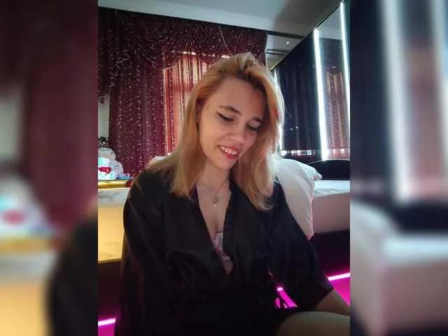 Freechat Kitteen on BongaCams