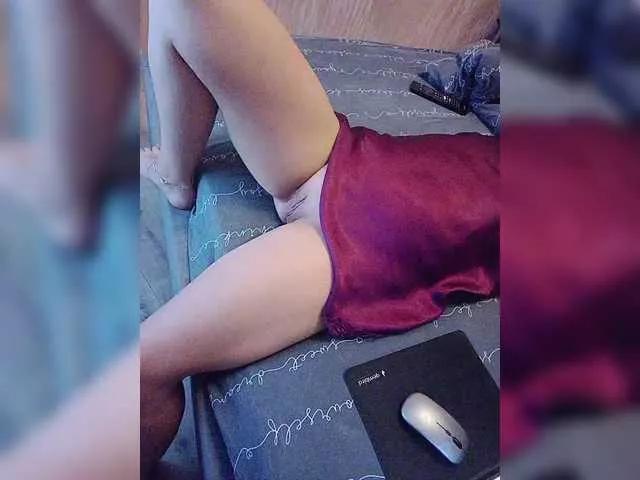 Offline Koshecka77 on BongaCams