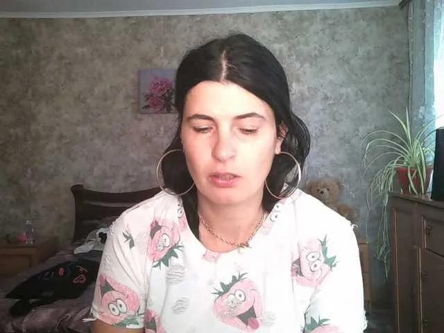 Offline KristiWhite on BongaCams