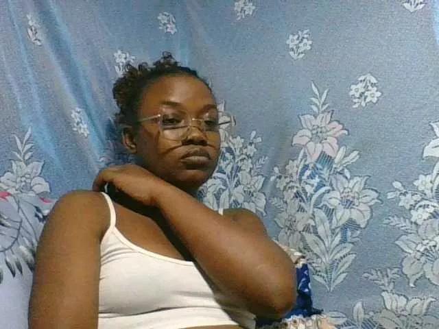 Freechat Labella204 on BongaCams