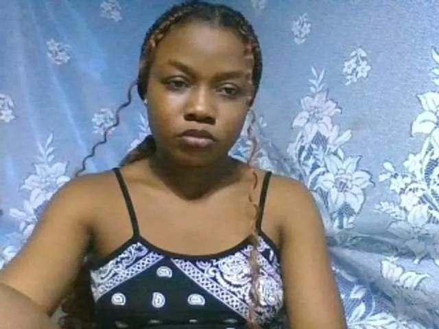 Freechat Labella204 on BongaCams