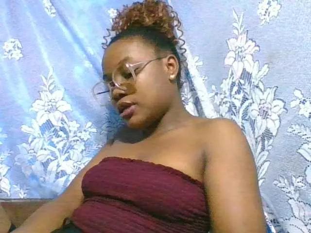 Freechat Labella204 on BongaCams