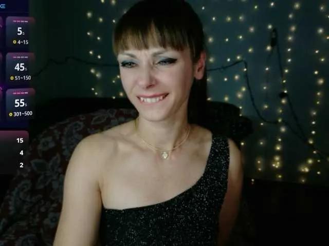 Lady-Caroline — Freechat on BongaCams