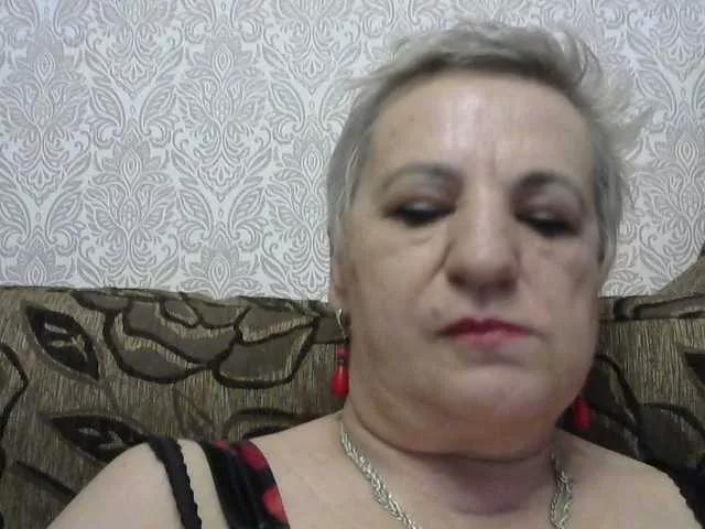 Offline lara45 on BongaCams