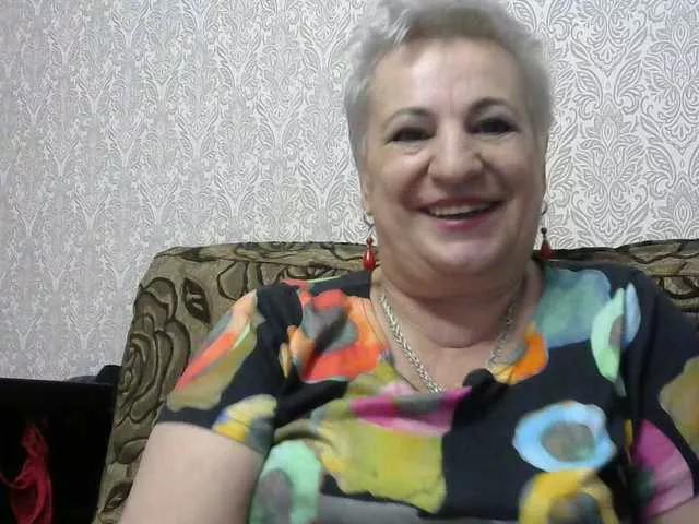 Offline lara45 on BongaCams