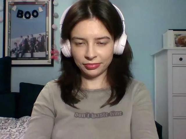 Offline Larice on BongaCams