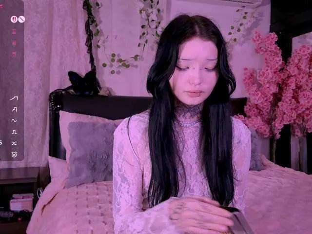 Offline Leinbone on BongaCams