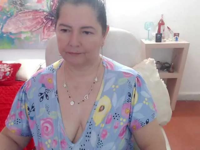 BongaCams leonela  is Freechat  leonela — I excite me to give me good sex