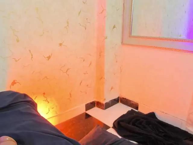 Offline liamonroe on BongaCams