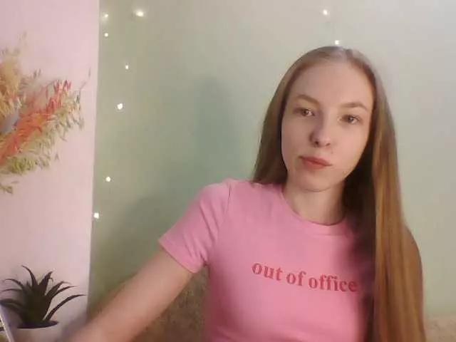 Offline Lili-0508 on BongaCams