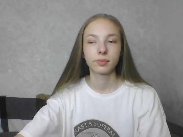 Offline Lili-0508 on BongaCams