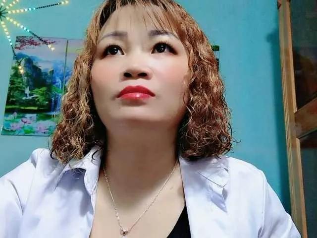 BongaCams Linhanhsex2k is Freechat Linhanhsex2k — Sexxy