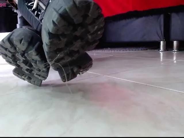 LITTLEMARS1 on BongaCams 