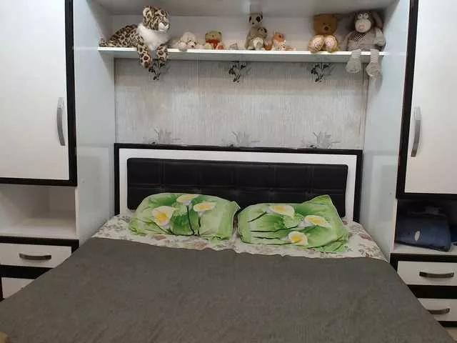 Offline Lona-S on BongaCams