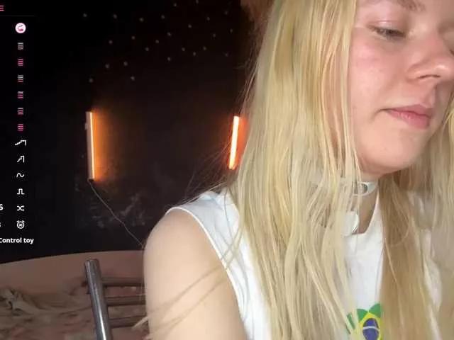 Offline MargueritaMusto on BongaCams