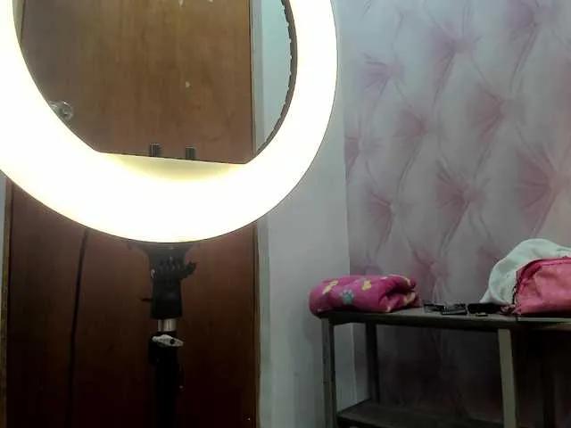 Offline MarieMyller on BongaCams