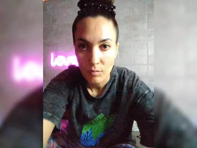 Freechat Marina4Love on BongaCams