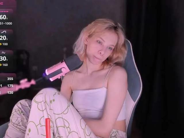 Offline Marrmariss on BongaCams