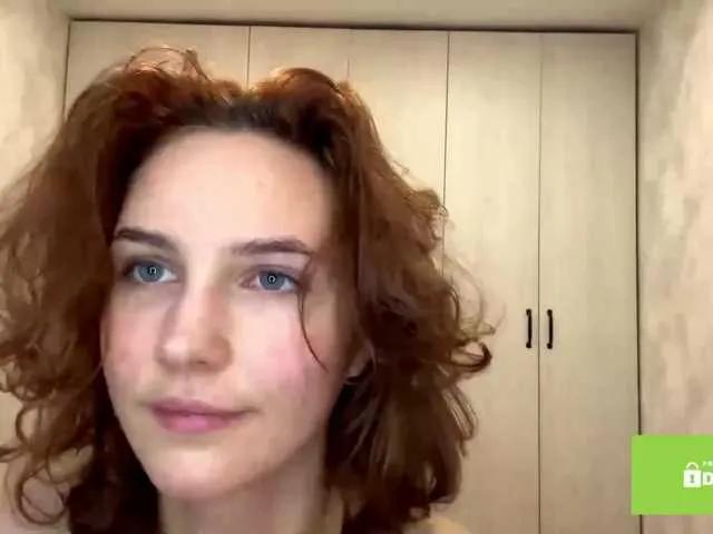 Offline MaxieDungy on BongaCams