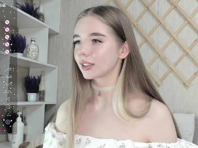 Offline Mechanica on BongaCams