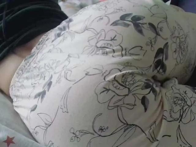 MiniMilfa on BongaCams