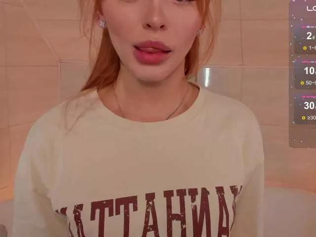 MissRedFox on BongaCams 